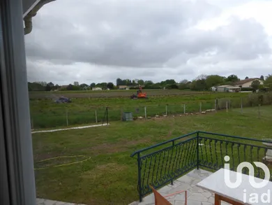 House at Braud-et-Saint-Louis (33820) — 11/15