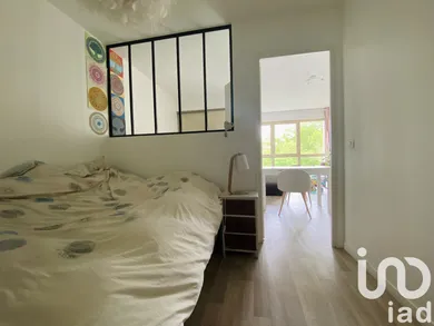 Apartment at Yerres (91330)