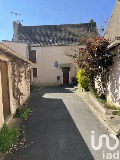 Traditional house at Marcoussis (91460)