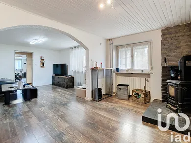 Maison de campagne à Chenois (57580)