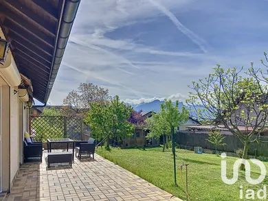 Traditional house at Contamine-sur-Arve (74130)