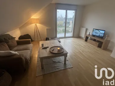 Apartment at Le Mesnil-Saint-Denis (78320) — 3/12