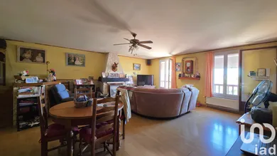 Apartment in Méjannes-le-Clap (30430)