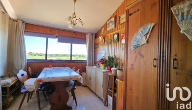 Apartment in Méjannes-le-Clap (30430)