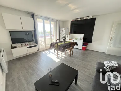 Apartment at Orly (94310)