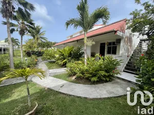 Building at ANSE-BERTRAND (97121)