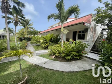 Building at ANSE-BERTRAND (97121)