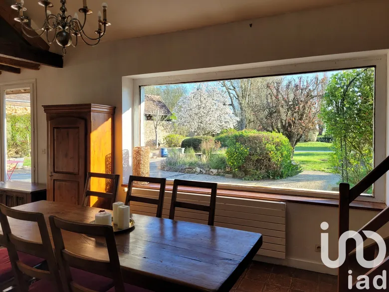 Maison 9 pièces 250 m² · à La Celle-les-Bordes · 250 m² · 550 000 €