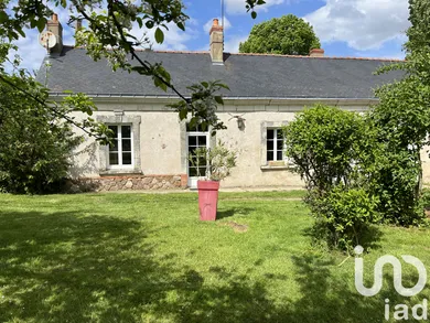 House at Jarzé (49140)