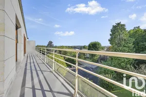 Apartment at Rueil-Malmaison (92500)
