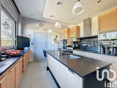 Maison d'architecte à Villers-Cotterêts (02600)