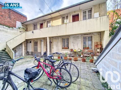House at Saint-Ouen-sur-Seine (93400)