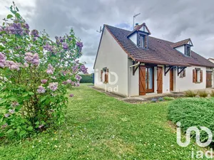 Traditional house at La Chapelle-Saint-Ursin (18570)