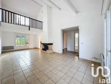 Maison à Louveciennes (78430)