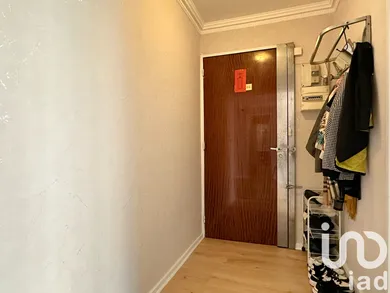 Apartment at Paris (75019) — 10/14