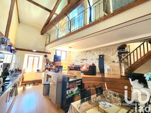 Building in Canet (11200)