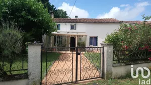 Maison de campagne à Nieul-lès-Saintes (17810)
