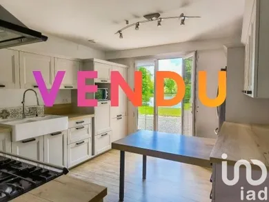 Traditional house at Saint-Avé (56890)