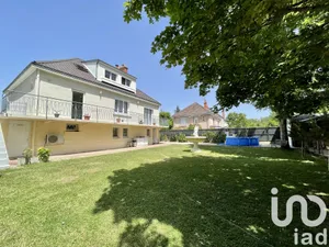 House at Chambray-lès-Tours (37170)