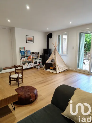 Townhouse in Uchaud (30620)