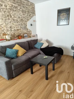 Townhouse in Uchaud (30620)