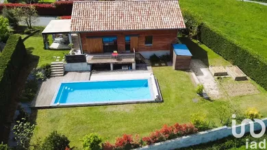 Maison traditionnelle à Saint-Jean-de-Muzols (07300)