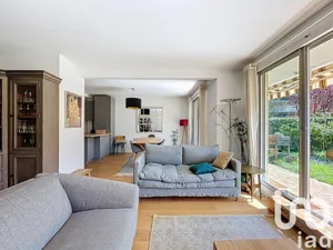 Apartment at Nogent-sur-Marne (94130)