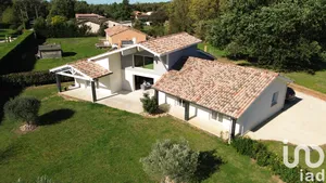Maison d'architecte à Labastide-Saint-Pierre (82370)