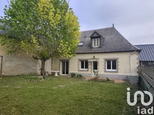 Maison de village à  Saint-Germain-d'Arcé (72800)