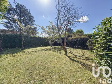Traditional house at Saint-Rémy-lès-Chevreuse (78470)