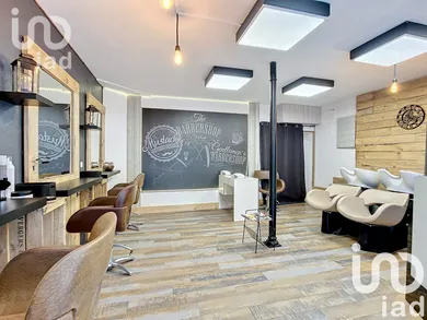 Immeuble à Condé-Sainte-Libiaire (77450)