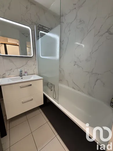 Appartement à Saint-Raphaël (83530)