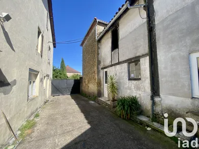 Immeuble à Madiran (65700)