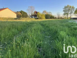 Building plot at Lys-Haut-Layon (49310)