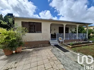 Maison à Petit-Bourg (97170)