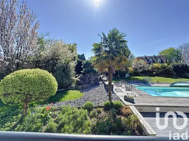 Architectural house in Franqueville-Saint-Pierre (76520)