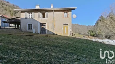 House at Hauts de Bienne (39400)