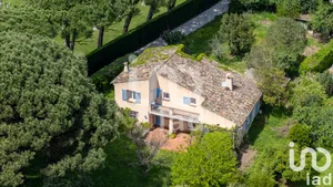 Maison à Saint-Tropez (83990)