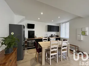 Building at Mont-Dore (63240)