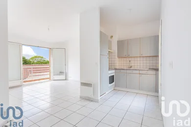 Apartment at Savigny-sur-Orge (91600)