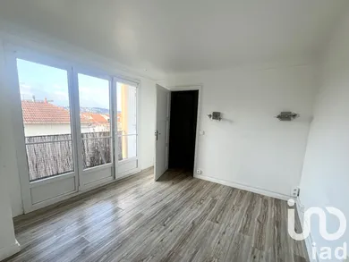 Apartment in Viry-Châtillon (91170)