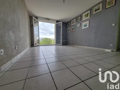 Apartment in Le Creusot (71200)