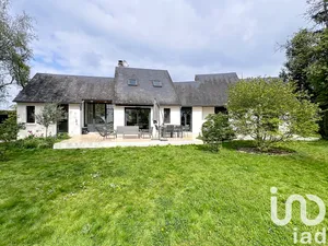 House at Les Andelys (27700)