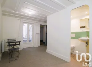 Apartment at Paris (75008)
