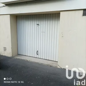 Parking at Mondeville (14120)