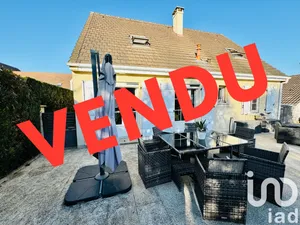 Pavillon à Brenouille (60870)