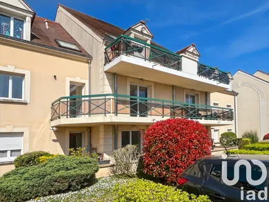 Apartment at Brie-Comte-Robert (77170)