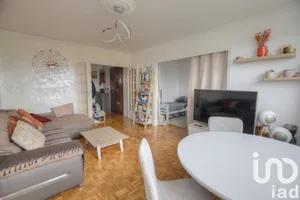 Appartement à Sainte-Geneviève-des-Bois (91700)