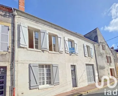 Maison traditionnelle à Gien (45500)