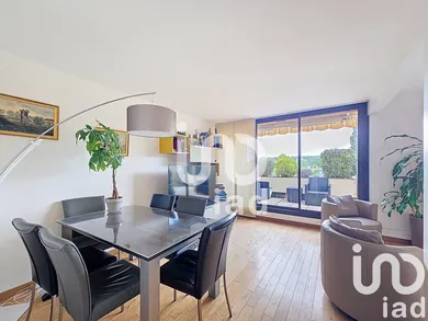 Appartement à Gretz-Armainvilliers (77220) — 3/12